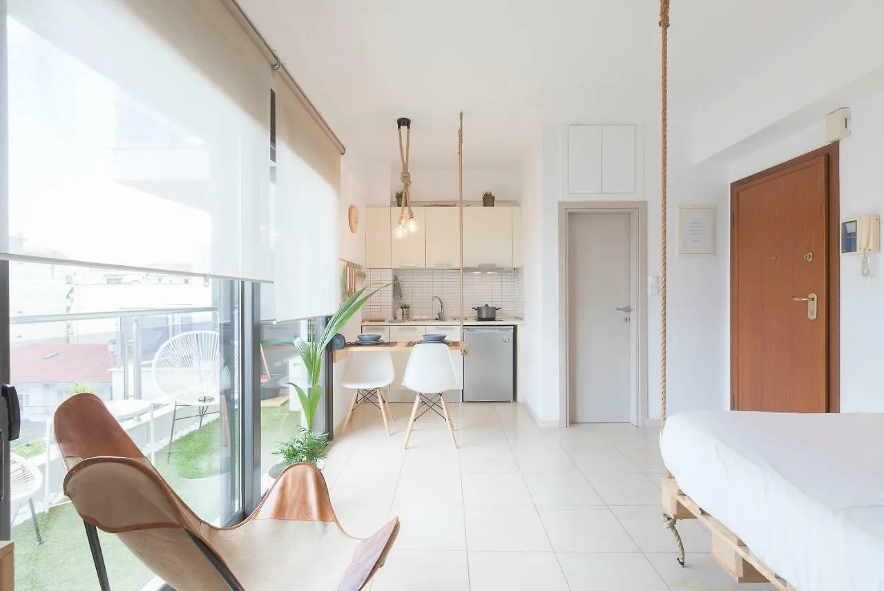 F & B Collection - Escape Avenue Apartment Thessaloniki